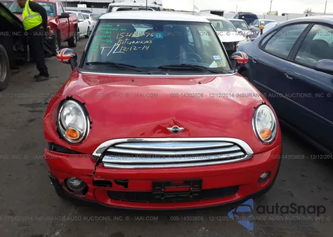 2008 Mini Cooper Hardtop from USA, damaged, VIN WMWMF33518TT68168